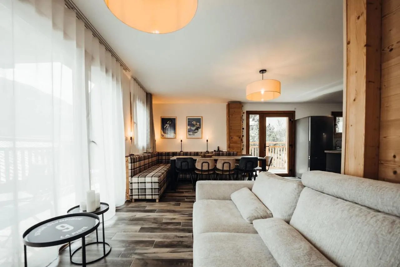 Sumptuous 4-Star Chalet For Unforgettable Stays Saint-Gervais-les-Bains 0*,